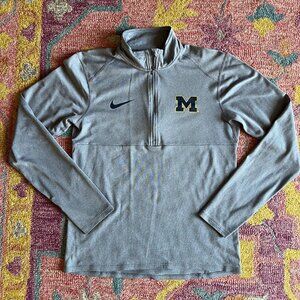 Michigan Nike Dri-fit 1/4 zip Size S